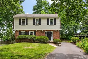 8562 Colonial Ln, Ladue, MO 63124 - Photo 1