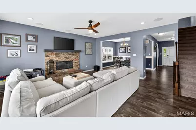 1649 Willowbrooke Manors Court, Saint Louis, MO 63146 - Photo 5