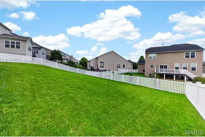 1649 Willowbrooke Manors Court, Saint Louis, MO 63146 - Photo 45