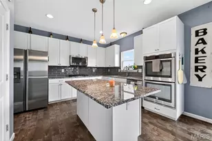 1649 Willowbrooke Manors Ct, Saint Louis, MO 63146 - Photo 11