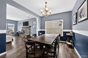 1649 Willowbrooke Manors Ct, Saint Louis, MO 63146 - Photo 9