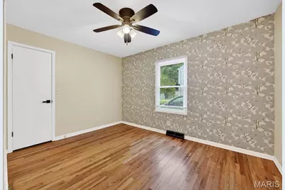 1033 Perry Street, Saint Charles, MO 63301 - Photo 17