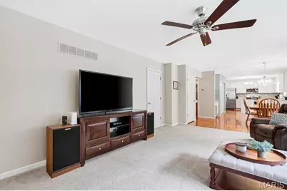 5916 Cardinal Creek Drive, Oakville, MO 63129 - Photo 11