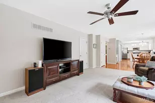 5916 Cardinal Creek Dr, Oakville, MO 63129 - Photo 11