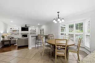 2730 Diamond Ridge Ln, Des Peres, MO 63131 - Photo 17