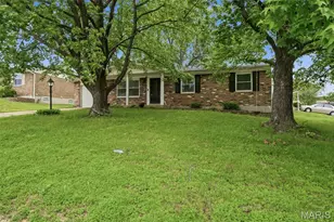 2701 Woodbury Dr, Mehlville, MO 63125 - Photo 37