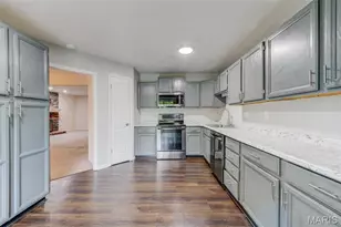 1725 Florine Blvd, Saint Charles, MO 63303 - Photo 17