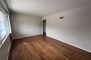 8634 Burton Ave, Saint Louis, MO 63114 - Photo 3