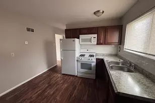 8634 Burton Ave, Saint Louis, MO 63114 - Photo 5
