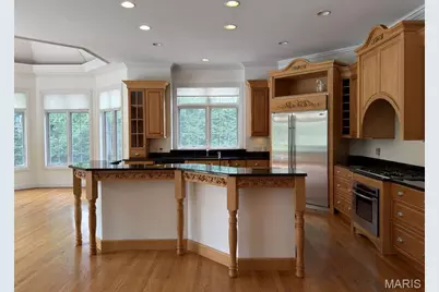 2457 Town and Country Lane, Town and Country, MO 63131 - Photo 11