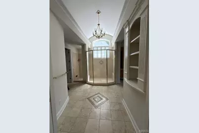 2457 Town and Country Lane, Town and Country, MO 63131 - Photo 19