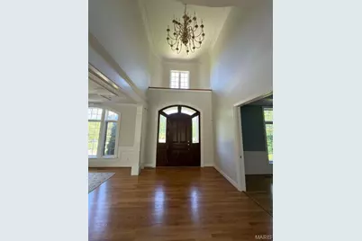 2457 Town and Country Lane, Town and Country, MO 63131 - Photo 3