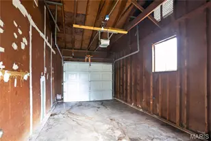 10604 Trask Dr, Saint Louis, MO 63136 - Photo 3