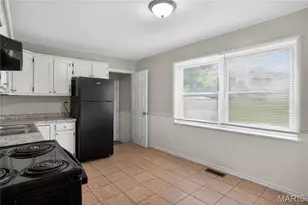 10604 Trask Dr, Saint Louis, MO 63136 - Photo 17