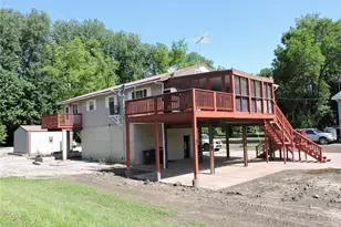 334 N River Rd, Elsberry, MO 63343 - Photo 3