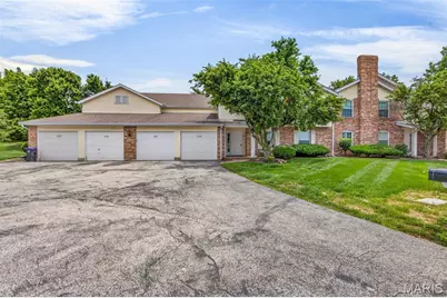1034 Windstream Drive #14, Saint Peters, MO 63376 - Photo 3