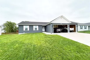 306 Harvest Dr, Wright City, MO 63390 - Photo 1