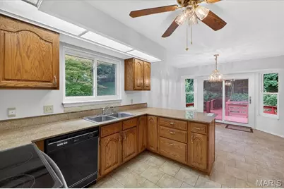3026 Meadow Wood Drive, Saint Charles, MO 63303 - Photo 29