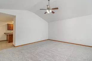 19406 Justice Rd, Lebanon, MO 65536 - Photo 7