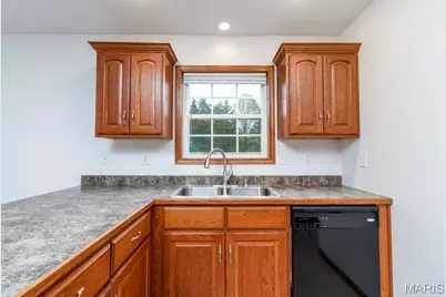 19406 Justice Road, Lebanon, MO 65536 - Photo 11