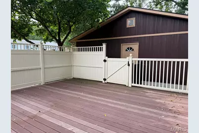660 Hunters Ridge Drive, Ferguson, MO 63135 - Photo 19