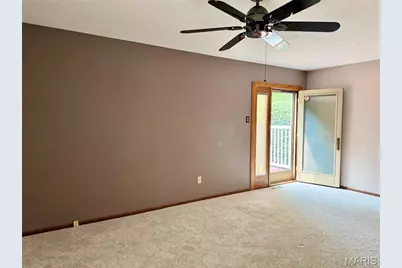 660 Hunters Ridge Drive, Ferguson, MO 63135 - Photo 17