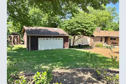 660 Hunters Ridge Drive, Ferguson, MO 63135 - Photo 33