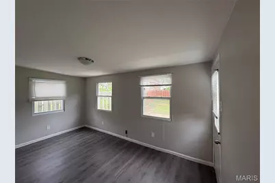 6509 Myron Avenue, Saint Louis, MO 63121 - Photo 11