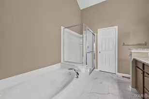 307 Glasgow Dr, Saint Charles, MO 63301 - Photo 19