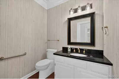 16557 Baxter Forest Ridge Drive, Chesterfield, MO 63005 - Photo 11