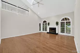 16557 Baxter Forest Ridge Dr, Chesterfield, MO 63005 - Photo 17