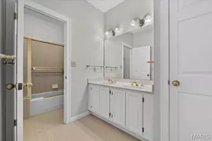 16557 Baxter Forest Ridge Dr, Chesterfield, MO 63005 - Photo 43
