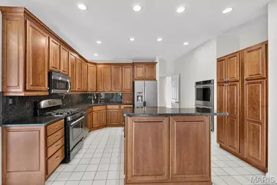 16557 Baxter Forest Ridge Drive, Chesterfield, MO 63005 - Photo 23