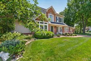 16557 Baxter Forest Ridge Dr, Chesterfield, MO 63005 - Photo 3