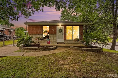 701 Avenue H, Saint Louis, MO 63125 - Photo 1