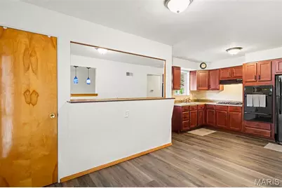 701 Avenue H, Saint Louis, MO 63125 - Photo 9