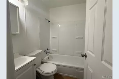 470 Mueller Avenue, Saint Louis, MO 63135 - Photo 7