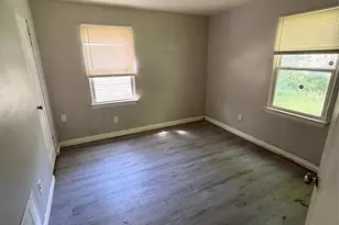 9819 Vickie Pl, Saint Louis, MO 63136 - Photo 9