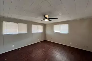 10518 Ewell Dr, Saint Louis, MO 63137 - Photo 5