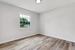 775 Montmartre Dr, Saint Louis, MO 63141 - Photo 21