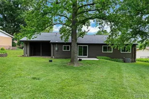 775 Montmartre Dr, Saint Louis, MO 63141 - Photo 35