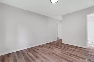 775 Montmartre Dr, Saint Louis, MO 63141 - Photo 25