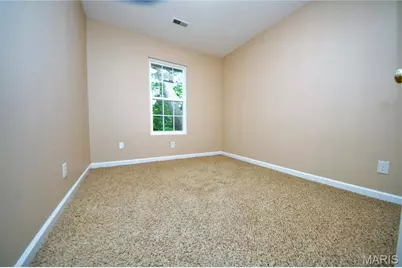 391 W Wood Street, Troy, MO 63379 - Photo 13