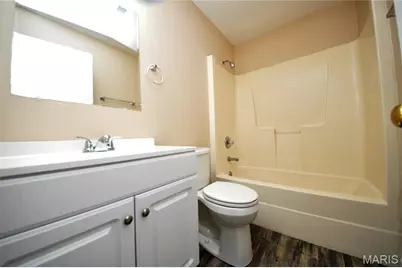 391 W Wood Street, Troy, MO 63379 - Photo 11
