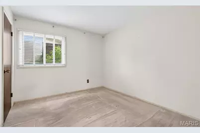 9512 Carnival Drive, Saint Louis, MO 63126 - Photo 29