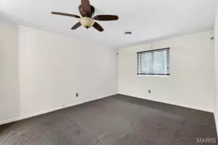 9512 Carnival Dr, Saint Louis, MO 63126 - Photo 37