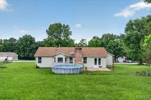 1942 Kesha Ct, Pacific, MO 63069 - Photo 35