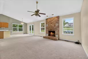 1942 Kesha Ct, Pacific, MO 63069 - Photo 5