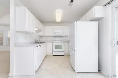 410 Benton Drive #L, Saint Peters, MO 63376 - Photo 9