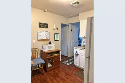 3913 Jennings Station Road, Pine Lawn, MO 63121 - Photo 11